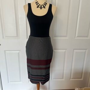SOHO Apparel Gray/Maroon StretchWrap Skirt